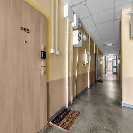 Zelazna Cozy Nest By Bookinghost *