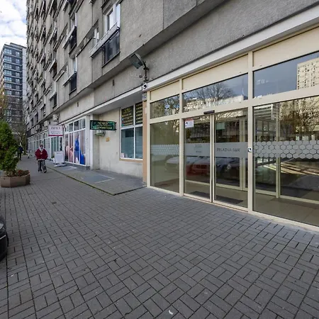 Zelazna Cozy Nest By Bookinghost * Varsóvia